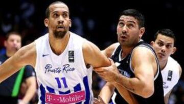 Ricky Sánchez, en primer plano.