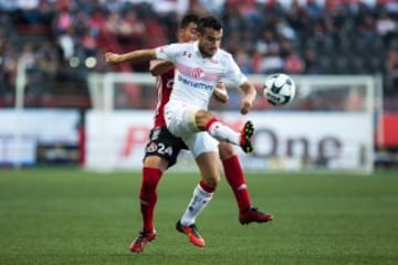 Delantero brasileño del Toluca. Jugó anteriormente para Atlas.