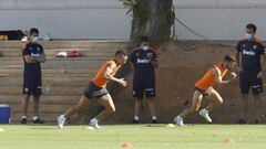 17/08/20
 VALENCIA CF
 CIUDAD DEPORTIVA
 PRETEMPORADA
 ENTRENAMIENTO PUERTA CERRADA
 JAVI GRACIA
 RODRIGO MORENO
 GAYA
 
 
 
 
 
 
 
 
 
 
 
 
 
 
 
 
 
 
 
 
 
 
 
 
 
 