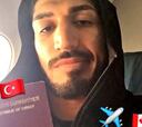 Kanter se ríe de Erdogan con el pasaporte y desde Canadá