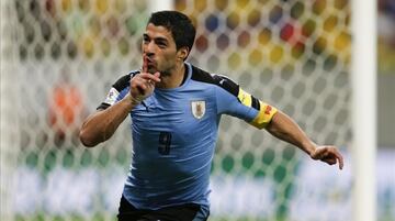 El máximo goleador en la historia de la selección de Uruguay. Suárez suma 51 goles con la camiseta de su país y busca aumentar dicha cifra.