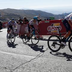 Superman López es tercero y sigue descontando en la general