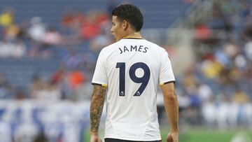 Rafa Benítez: "Hasta el 31 de agosto, James está en mi planes"