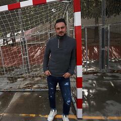 "He imaginado un derbi con Xavi y Sergio García en los banquillos"