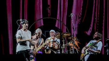 Anthony Kiedis, Flea, Chad Smith y John Frusciante, en acción en este Mad Cool 2023.