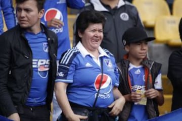 Los hinchas acompa&ntilde;aron a Millonarios a pesar de la crisis de resultados pero presionaron a sus jugadores con el tradicional &quot;Movete Millos movete&quot;.