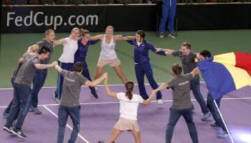 Rumania celebra su triunfo ante España en la Fed Cup. 