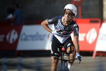 El ciclista italiano Fabio Aru se ha despedido del ciclismo profesional en La Vuelta. 