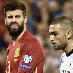 Más pitos que aplausos a Piqué