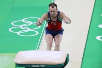 Tomás González no clasificó en Suelo pero sí lo está haciendo en Salto. 