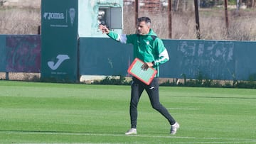 Ania, con la pizarra