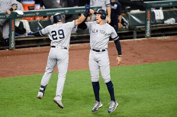 El tercera base de los Yankees de New York consiguió en la victoria ante los Orioles de Baltimore su 'home run' número 18, superando los 17 de Orlando Cabrera con los Expos de Montreal en el 2003. 