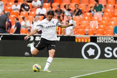 El futuro incierto de Cavani