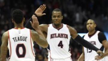 ¿All stars? Jeff Teague, Paul Millsap y Al Horford (al fondo) suenan como suplentes para el ‘All Star Game’ del 15 de febrero.