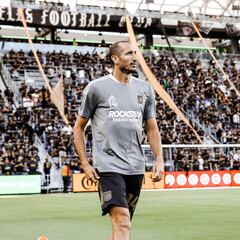 Giorgio Chiellini se queda en la banca durante el LAFC vs LA Galaxy