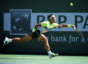 Rafael Nadal en los cuartos de final de Indian Wells frente a Milos Raonic.