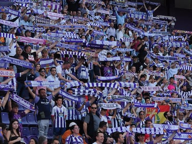 Caer, levantarse y volver a soñar: así sobreviven los históricos del fútbol español