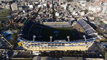 River-Boca: intense atmosphere of 'El Superclásico' captured