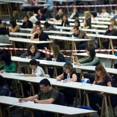 Interinos de más de 10 años: qué casos pueden tener plaza sin opositar y cómo acceder