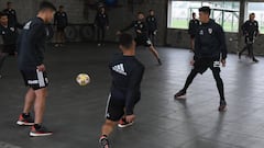 Se complica la presencia de Pinola en el clásico ante Racing