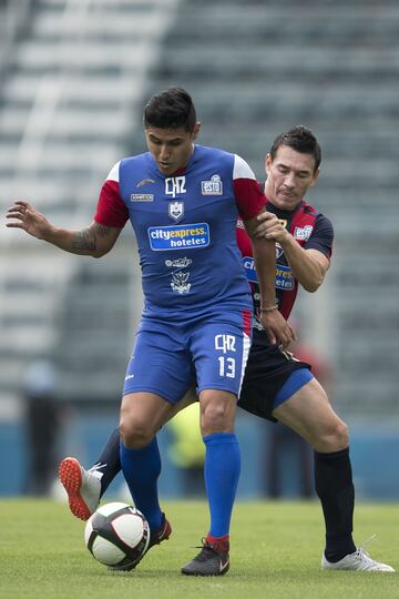 Debido a las lesiones y las bajas de juego, Andrade tuvo que salir de Cruz Azul. El talentoso mediocampista encontró regularidad con Jaguares de Chiapas, con quienes vivió sus mejores momentos, y también tuvo buenas actuaciones con Veracruz. Militó en Monarcas Morelia, Pachuca y Cafetaleros de Tapachula sin mucha suerte. Actualmente tiene 33 años y ya está retirado 