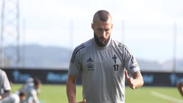 David Junc&agrave;, durante un entrenamiento en A Madroa.