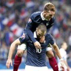 Griezmann: "Cuanto más juego con Benzema, mejor me siento"