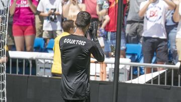 Courtois en su presentación.
