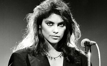 Denise Matthews, cantante mejor conocida como Vanity. Fallecida el 15 de febrero a los 57 años. 