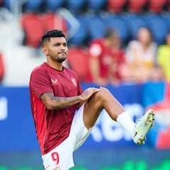 Tecatito Corona no es registrado para la Europa League
