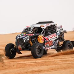 'Chaleco' López es bicampeón del Dakar y Enrico se sube al podio