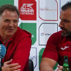 Santos: "Pasar a Rumanía da un placer que te cagas"