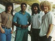 Carlos Valderrama, René Higuita y Leonel Álvarez con el entrenador Pacho Maturana durante su etapa en el Real Valladolid en 1991.