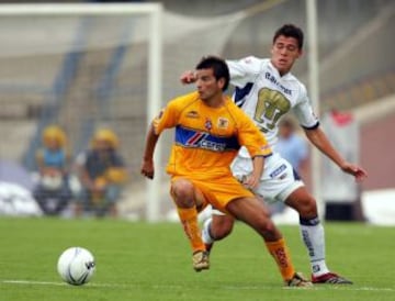 Moreno debutó con los Pumas en 2005. Ahí se convirtió en un referente y dio el salto al fútbol de Europa.