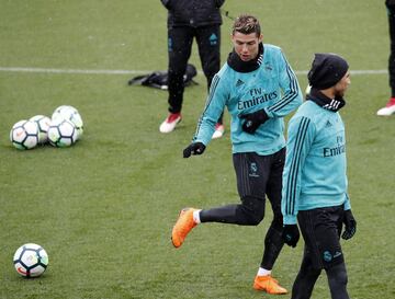 El Madrid entrena con todo esperando al Girona