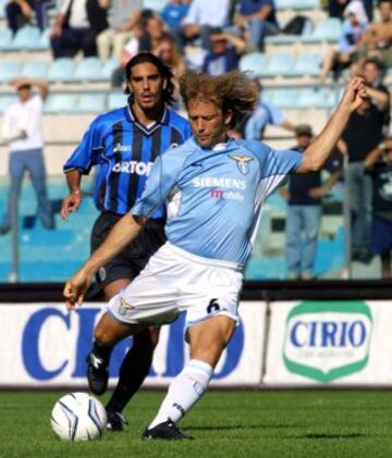 Lazio (2001-2002). 48 millones.