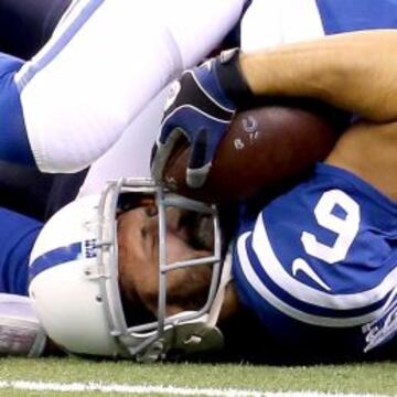 Charlie Whitehurst entrenando para salir del estadio escondido en el maletero de su utilitario.