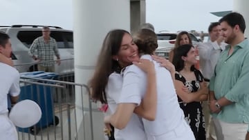 El emotivo reencuentro entre la princesa Leonor y la reina Letizia en Panamá