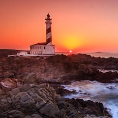 Ni Madrid ni Barcelona: este es el lugar de España donde anochece antes aunque haya cambio horario