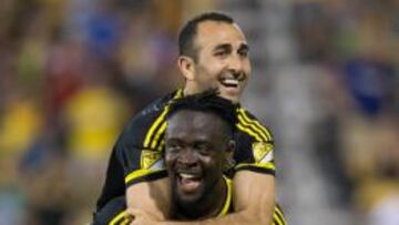 Justin Meram y Kei Kamara.