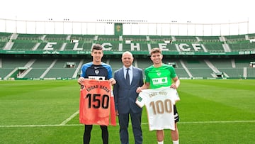 Edgar Badia cumple 150 partidos con el Elche y Raúl Guti, cien en Primera como franjiverde