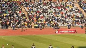 Brasil fue a entrenar a Soweto escoltada por 15 furgones de policía