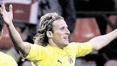 Diego se mide a Forlán