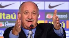 Scolari, durante la rueda de prensa en la que anunci&oacute;.