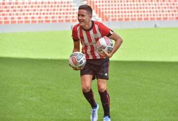 La presentación de Ander Herrera en su vuelta a San Mamés