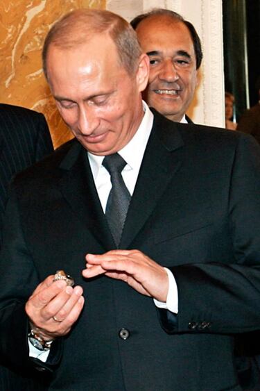 Putin, ¡¡devuelve el anillo!!