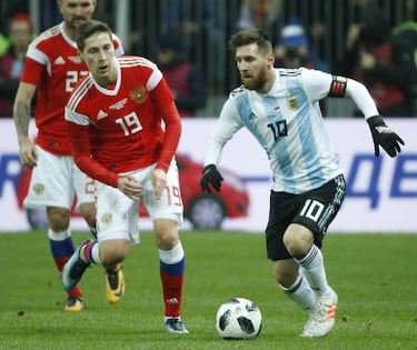 Agüero delivers the goods for Argentina in Moscow