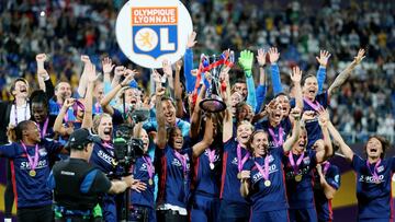 Jugadoras de Lyon se proclaman campeonas de Champions. 