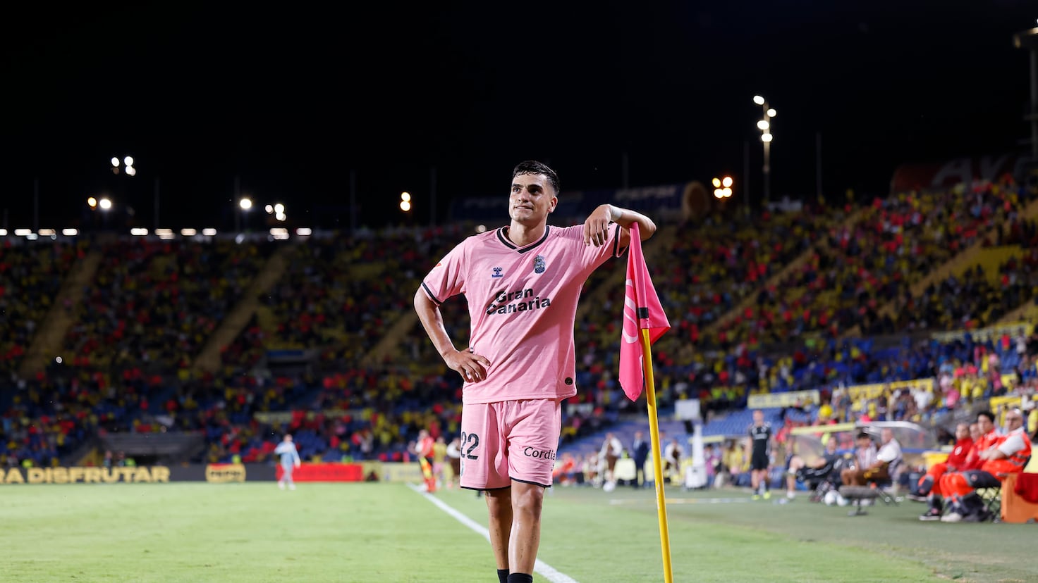 Ale García quiere acabar con la maldición amarilla en El Alcoraz