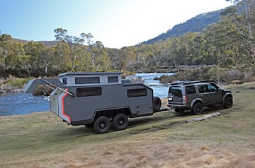 As¨ª es Bruder EXP-6, la caravana m¨¢s extrema y vers¨¢til del mundo